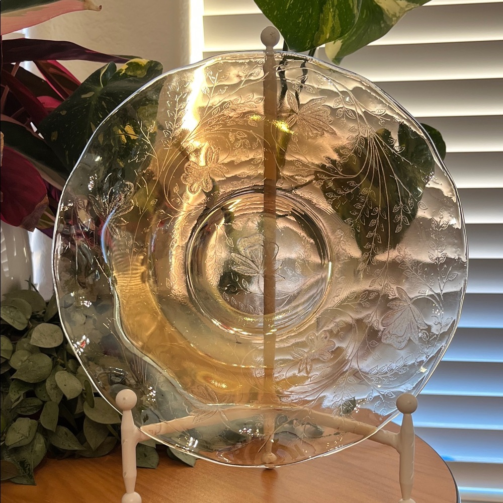 Jannette Glass Vintage 1950’s Floragold Ruffled Edge Serving Bowl